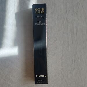CHANEL Noir Allure Mascara in Deep Rouge